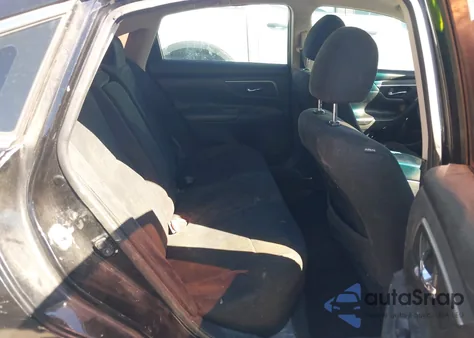 2015 Nissan Altima 2.5 S z USA, uszkodzony, nr VIN 1N4AL3AP6FN870927